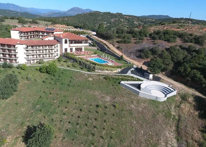 Meteora At Kastraki Kalambaka